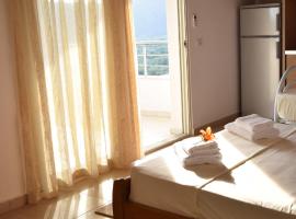 Belvedere Adriatica, bed and breakfast en Qeparo