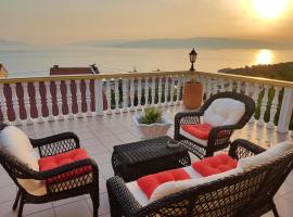 Apartments Tatjana, hotel in Senj