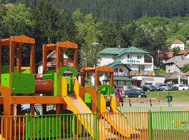Vila Zlatar, hotel con estacionamiento en Nova Varo&scaron;