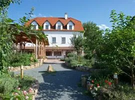 Babiččina Zahrada Penzion & Restaurant