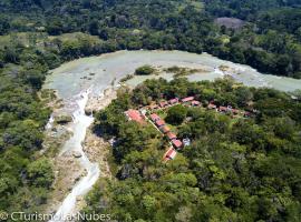 Ecolodge Las Nubes Chiapas, complejo de cabañas en La Fortuna Gallo Giro