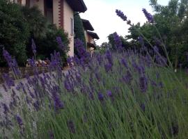 Casale el galet, casa rural en Moniga del Garda