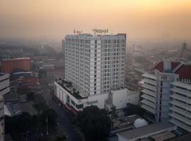 The Square Surabaya Hotel, hotel Juanda nemzetközi repülőtér - SUB környékén Surabayában