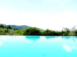 Tartagli Luxury Villa with Pool - a Fontanaro Property, vikendica u gradu Paciano
