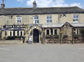 The Rose and Crown, hotel di Huddersfield