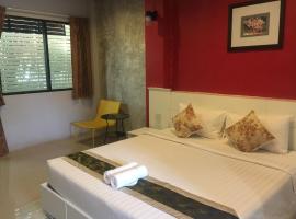 Waen Petch Place Hotel, hotel in Ubon Ratchathani