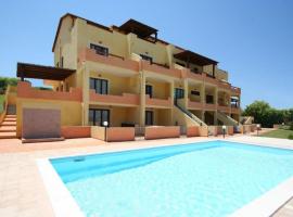 happy sun apartment, hotel en Castelsardo