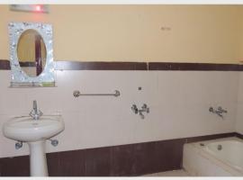 Bluebay 01 Bhitarkanika Dangamal, Hotel in Righāgarh