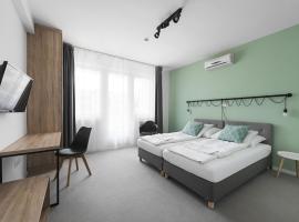 Chesscom Hotel, hotel near Budapest Ferenc Liszt International Airport - BUD, Budapest