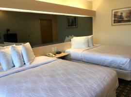 Mariner's Village Resort, hotel en Carlyle