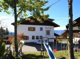 Oberkapillhof, farm stay in Meltina