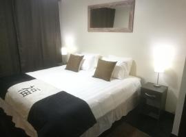 Apartamentos Santiago Centro R&M, hótel í Santiago