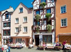 Gästehaus am Schlossberg、ベルンカステル・クースのホテル