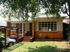 Westmoreland Lodge, hotel in Johannesburg