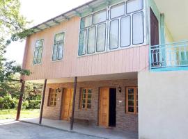 Guesthouse Luka, hostal o pensión en Martvili