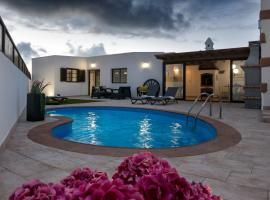Casa Valeria, hotel a Tinajo