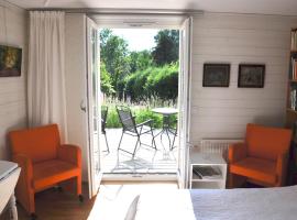 Room In Ekestad, hotel v destinaci Ekestad