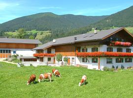 Landhof, hotel pre rodiny v destinácii Monguelfo