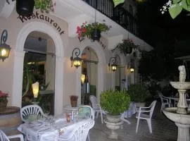 Appart'Hôtel Les Tilleuls