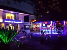 BoraBora Beach Guesthouse Penang, hotel in George Town