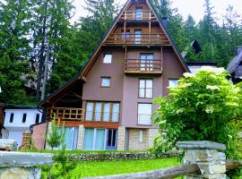 Vlasic Nana & Lalla, cabin nghỉ dưỡng ở Núi Vlasic