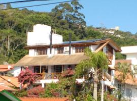 Apartamentos Morada Aquitânia, hotel em Bombinhas