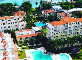 Residencial Las Palmeras de Willy, hotell i Boca Chica