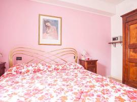 Residenza "Il Torrazzo", holiday home sa Cremona