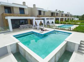 Bellevue Villas with private pool, villa in Hanioti