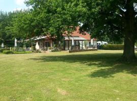 Campingplatz Blauer See, hotell med parkeringsplass i Lünne