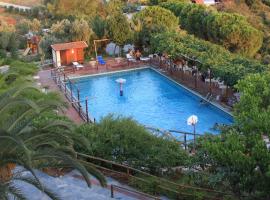 Athorama Hotel – hotel w mieście Uranupoli