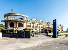 Golden Chariot Vasai Hotel