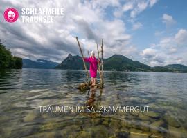 Schlafmeile Traunsee, hotel v destinaci Ebensee