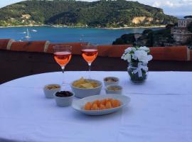 Villa Luli, hotel v destinaci Portovenere