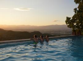 Podere Capitignano, hotel com piscinas em Borgo San Lorenzo