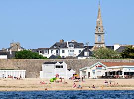 Hôtel Spa De La Citadelle Lorient – hotel w mieście Port-Louis