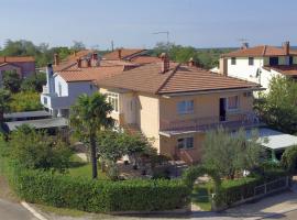 Apartments & Rooms BARBARA, hótel í Umag