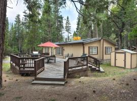 42R Rosenberg's Creekside Cabin, hotel v destinaci Wawona