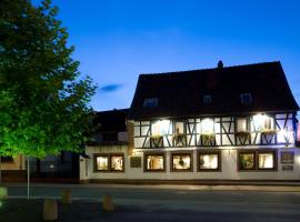 Hotel-Restaurant Kölbl, affittacamere a Enkenbach-Alsenborn