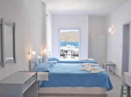 Studios Akrogiali, cheap hotel in Aegiali