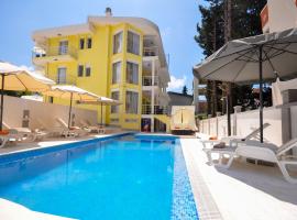 Villa Medusa Apartments, hôtel à Dobra Voda près de : Veliki Pijesak Beach