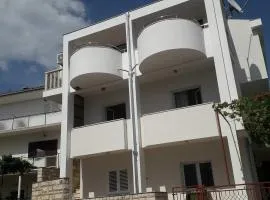 Apartmani "Alenka"