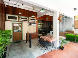 Home & Hashery Boutique House