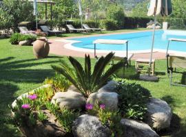 Hotel Tirrena Bike & Country Hotel, hotell i Portoferraio