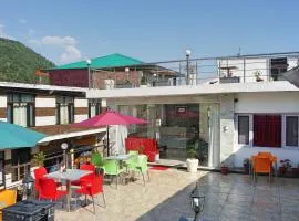 Ess & Bee Resorts