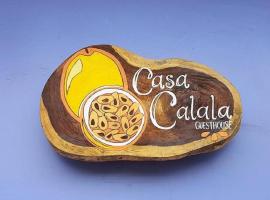 Casa Calala, serviced apartment in Granada