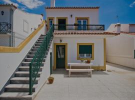 Retromovement House, hotel v destinaci Vila Nova de Milfontes