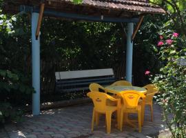TEKO, hotel v destinaci Qvibisi