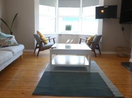 Rosaries Apartment Kilkee, hotel em Kilkee