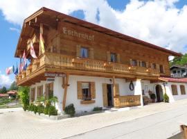 Gästehaus Eschenhof, hotel en Reit im Winkl